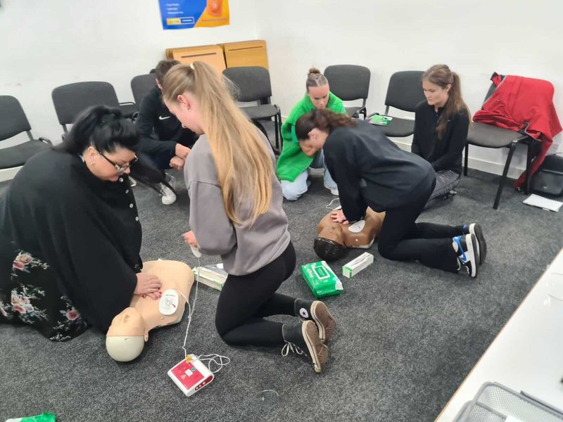 Basic Life Support training in Glasgow